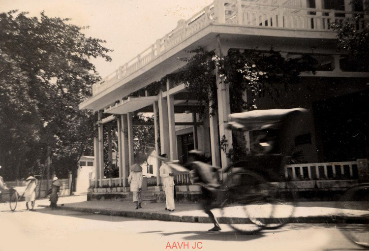 Anh khong dung hang ve cuoc song o Hue nam 1939