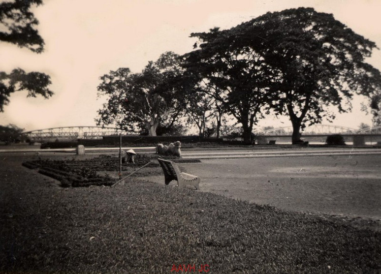 Anh khong dung hang ve cuoc song o Hue nam 1939-Hinh-5