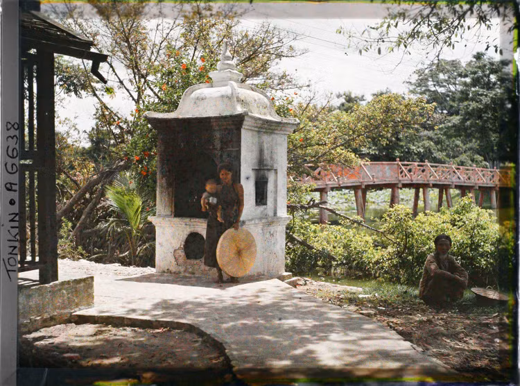 Ve khac la cua ho Hoan Kiem - den Ngoc Son trong anh mau 1915 (1)-Hinh-8