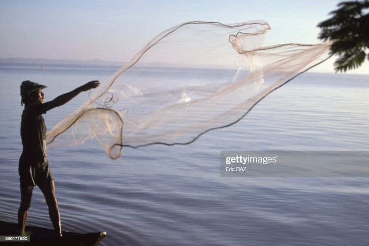 Loat anh hiem doc ve ba mien Viet Nam nam 1995-Hinh-20