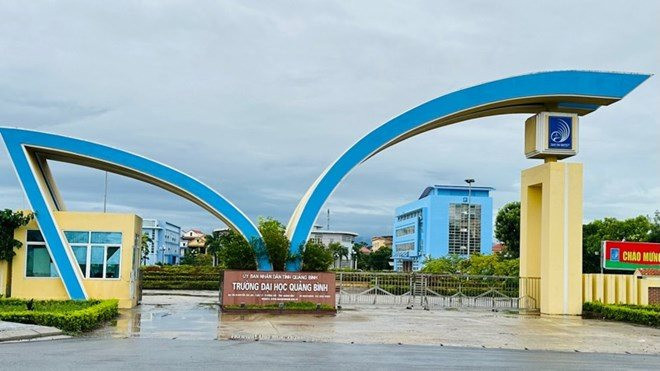 Trường Đại học Quảng Bình.