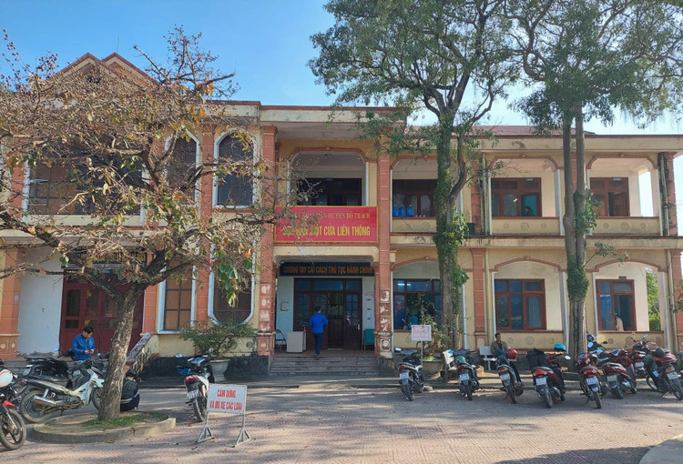 Văn phòng đăng ký đất đai huyện Bố Trạch.