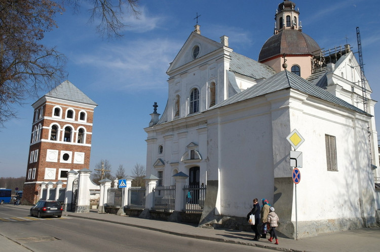 Kham pha toa lau dai co noi tieng nhat Belarus-Hinh-7