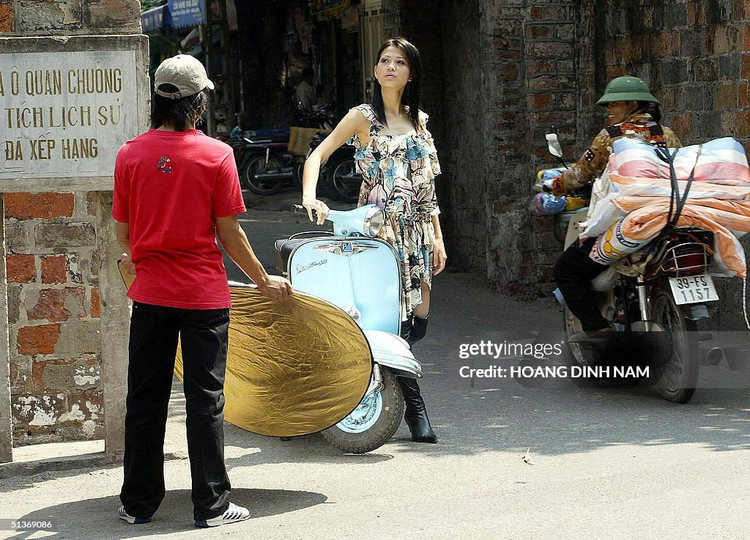 Loat anh hiem - doc khong the khong xem ve Ha Noi tron 20 nam truoc-Hinh-3