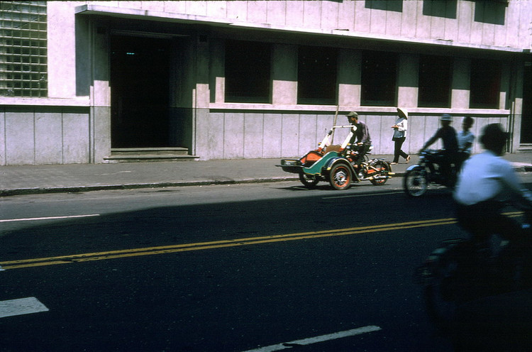 Hinh anh thu vi ve giao thong Sai Gon nam 1971-Hinh-3