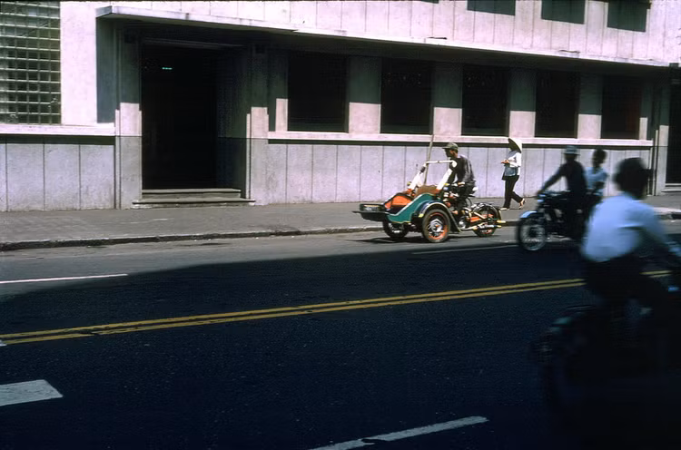 Hinh anh thu vi ve giao thong Sai Gon nam 1971-Hinh-3