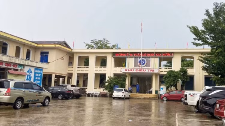 Bệnh viện đa khoa huyện Bố Trạch nơi xảy ra sự việc...