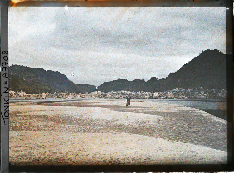 Hinh mau doc ve ghenh da khong lo tren song Da nam 1916-Hinh-6