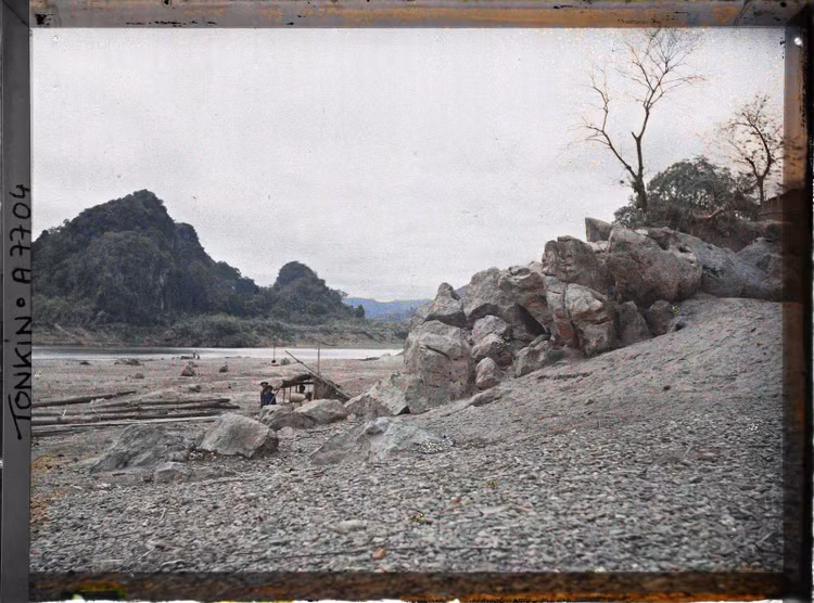 Hinh mau doc ve ghenh da khong lo tren song Da nam 1916-Hinh-5