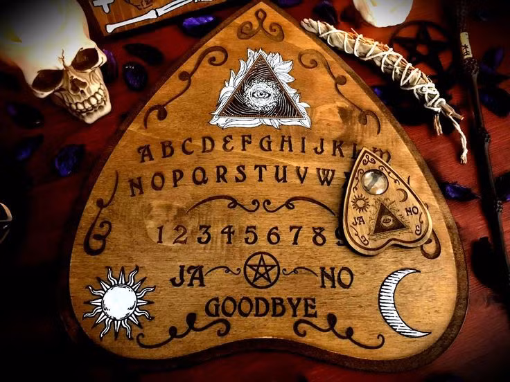 Giai ma tro choi tam linh huyen bi, co the “trieu hoi” ma quy-Hinh-2