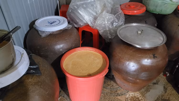 Mật mía Thọ Điền nổi tiếng bởi hương vị thơm ngon, màu sắc đẹp...