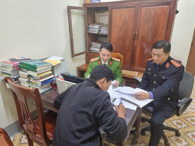 Đối tượng Hoàng Ngọc Oanh tại Cơ quan CSĐT.