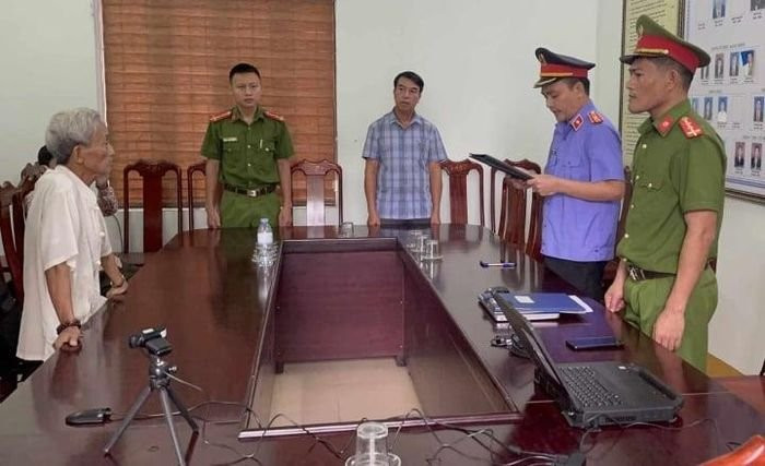 VKSND huyện Hương Sơn phê chuẩn các quyết định khởi tố vụ án, khởi tố bị can đối với Đoàn Quang Dương .