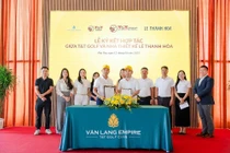 Lê Thanh Hòa thiết kế đồng phục cho nhân viên Văn Lang Empire T&T Golf Club