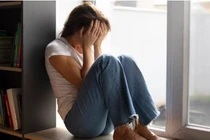 Vợ hoang mang vì cưới nhau 5 năm mới làm "chuyện ấy" 4 lần