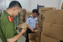 Hà Nội thu giữ 600 chiếc bánh trung thu nhập lậu