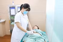 Ứng dụng thuốc sinh học trị viêm cột sống dính khớp