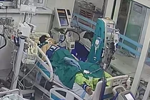 16 y bác sĩ ép tim liên tục gần 2 giờ cứu sống người bệnh nhồi máu cơ tim