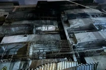 Cháy cư xá ở TP HCM, 8 người tử vong