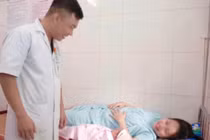 Diệu kỳ người mẹ ung thư buồng trứng mang thai tự nhiên, sinh con khỏe mạnh