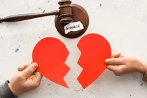 Chồng cũ cưới vợ sau 6 tháng ly hôn mời tôi đến dự 