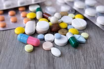 Những nhóm thuốc cần cẩn trọng khi sử dụng lâu dài