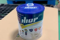 Vân Hugo - Quang Minh lên tiếng vụ sữa HIUP giả