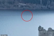 Quái vật hồ Loch Ness 'tái xuất'?