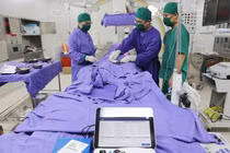 Thay máy tạo nhịp tái đồng bộ cơ tim cho bệnh nhân 72 tuổi