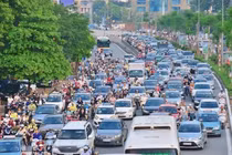 Không để ùn tắc kéo dài các tuyến đường vào trung tâm Hà Nội, TP HCM