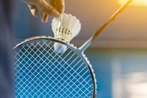 Đang chơi cầu lông, người đàn ông 52 tuổi đột ngột ngã quỵ, ngưng tim