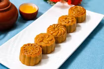 Bánh Trung thu mini, ít ngọt hút giới trẻ