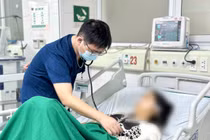 Bệnh nhân sốt rét ác tính từ châu Phi trở về co giật, rối loạn ý thức