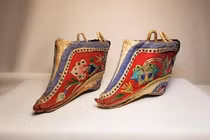 Loại giày siêu nhỏ, ác mộng của phụ nữ Trung Quốc xưa