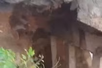 Đắk Lắk tạm thời cấm phương tiện qua cầu Giang Sơn vì sạt lở