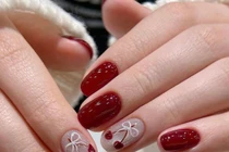 Gợi ý mẫu nail 'hai trong một' cho mùa Valentine và Tết