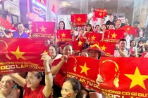 Bộ Tài chính bắt đầu trao quà tặng 100.000 đồng cho công dân dịp 2/9