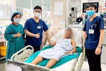 Cứu sống người đàn ông ngừng tim do điện giật dưới hồ cá koi