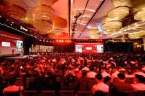 Gần 2.000 chuyên viên dự lễ ra quân dự án Sun Feliza Suites 