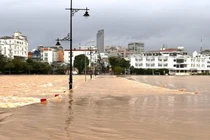 Thủ tướng yêu cầu ứng phó, khắc phục hậu quả mưa lũ ở Trung Bộ