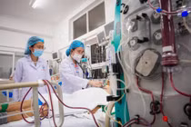 Uống nhầm hóa chất, người đàn ông co giật, hôn mê được cứu sống