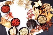 Bộ Y tế hướng dẫn thanh toán BHYT với thuốc y học cổ truyền