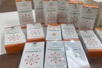 Bôi kem chống nắng Athena giả, cẩn thận da lão hóa, ung thư