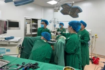 Phải cắt tử cung sau hút thai tại phòng khám tư vì chửa trứng ác tính