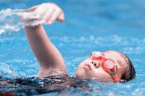 Học bơi quan trọng nhưng cần đúng cách