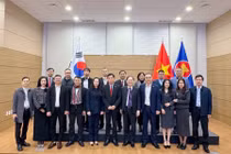 Chủ tịch Phan Xuân Dũng dẫn đoàn Việt Nam dự Triển lãm SIIF 2025 tại Seoul