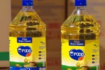 Công bố 3 kẻ “hô biến” dầu ăn gia súc dùng cho người