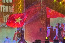 Concert 'Việt Nam trong tôi' quyên góp 4,2 tỷ ủng hộ đồng bào miền Trung