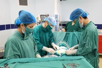 Phẫu thuật thành công cho trẻ 10 tuổi mắc xoắn tinh hoàn nguy hiểm