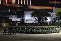 Ấn tượng hình ảnh hàng nghìn chiến sĩ, xe pháo hợp luyện diễu binh